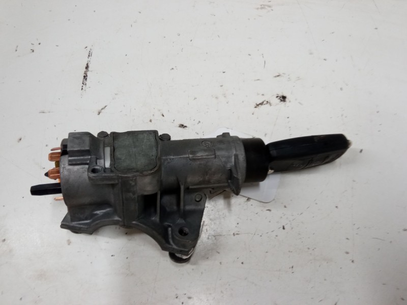 Recambio de clausor para seat cordoba (6l2) 1.9 tdi referencia OEM IAM 4B0905851C  
