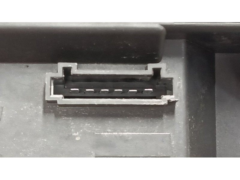 Recambio de portalampara piloto derecho para porsche boxster (986) 2.7 referencia OEM IAM 393644  