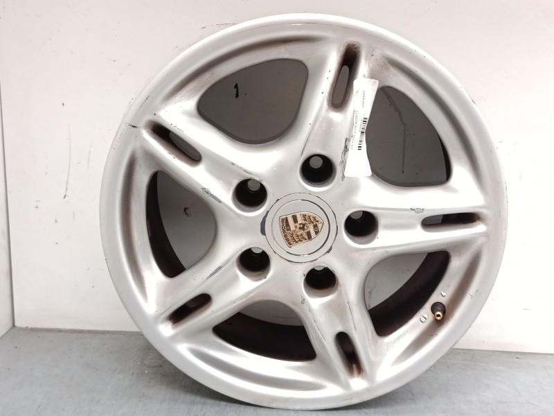 Recambio de llanta aluminio 16´´ para porsche boxster (986) 2.7 referencia OEM IAM 99636211400  