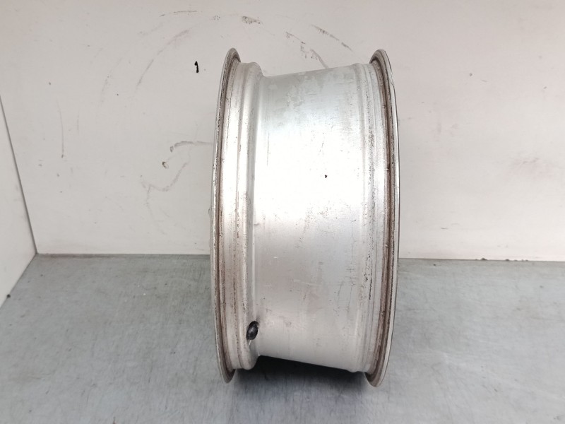 Recambio de llanta aluminio 16´´ para porsche boxster (986) 2.7 referencia OEM IAM 99636211400  