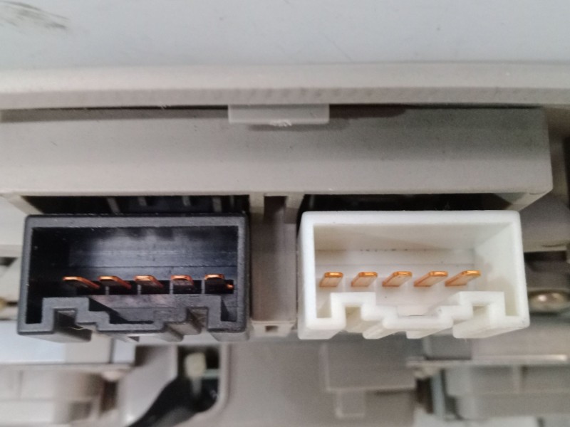 Recambio de luz interior delantera para subaru legacy iv (bl) 2.5 awd (bl9) referencia OEM IAM   