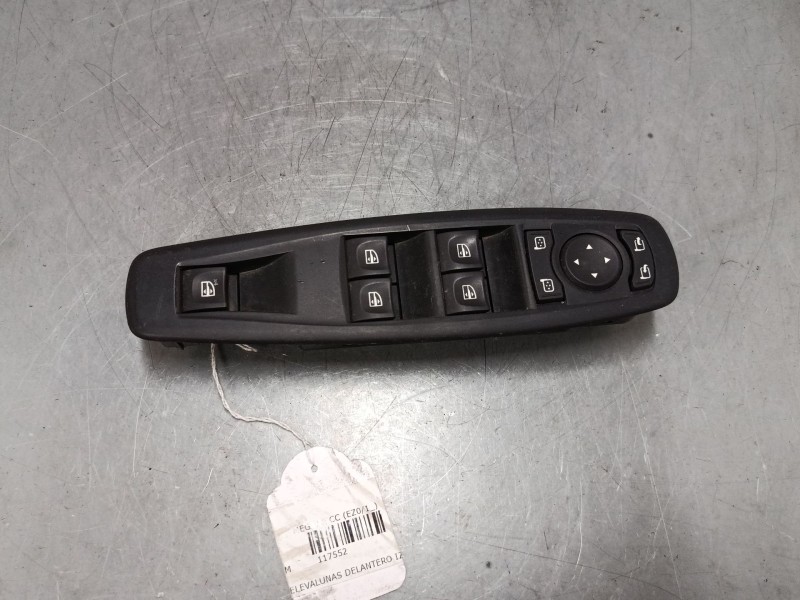 Recambio de mando elevalunas delantero izquierdo para renault megane cc (ez0/1_) 1.2 tce (ez16) referencia OEM IAM   
