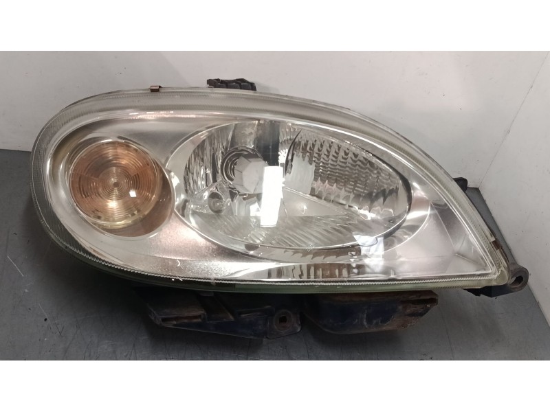Recambio de faro derecho para citroën saxo (s0, s1) 1.5 d referencia OEM IAM 89004404  