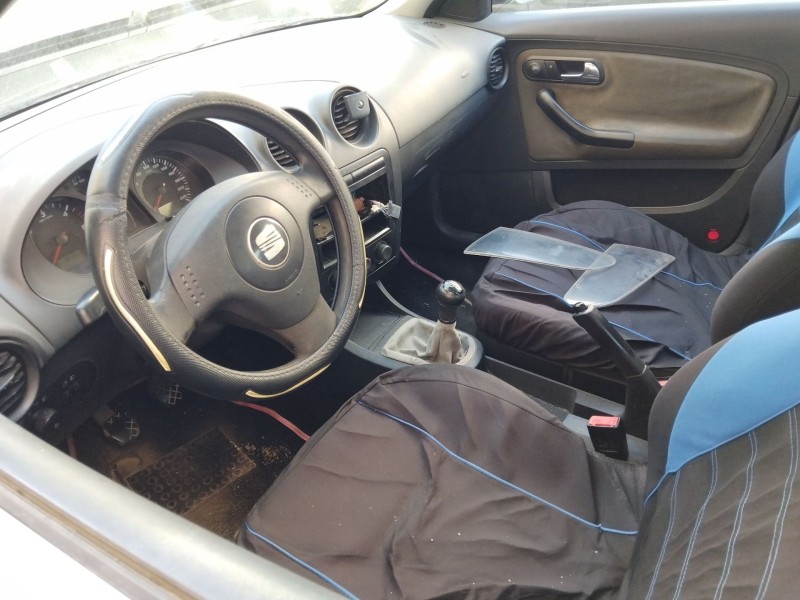 seat ibiza iii (6l1) del año 2004