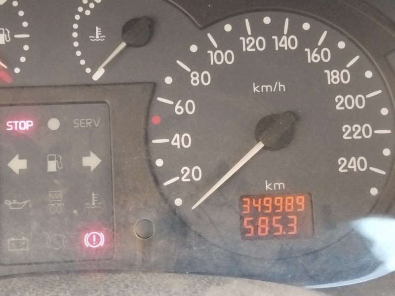 renault clio ii (bb_, cb_) del año 2001
