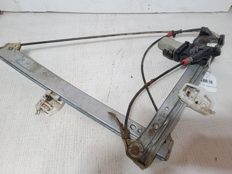 Recambio de elevalunas electrico delantero derecho para ford fiesta v (jh_, jd_) 1.6 tdci referencia OEM IAM   