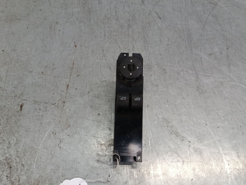 Recambio de mando elevalunas delantero izquierdo para ford focus iii turnier 1.0 ecoboost referencia OEM IAM   