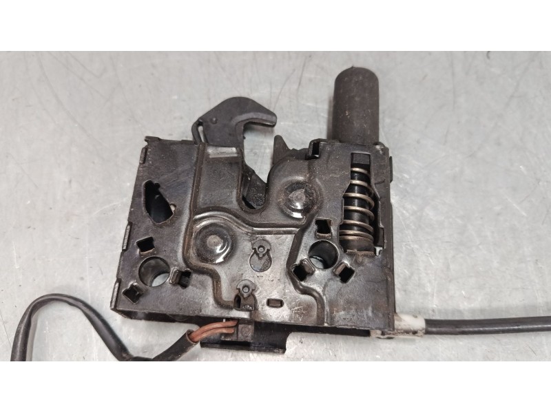 Recambio de cerradura capo para seat ibiza v (kj1, kjg) 1.0 mpi referencia OEM IAM   