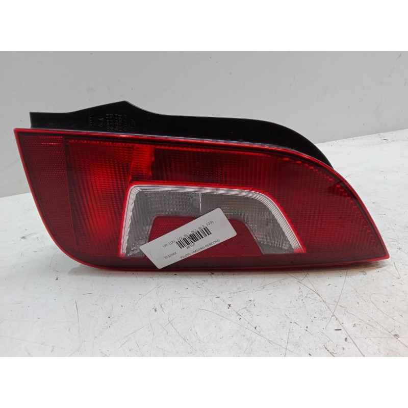 Recambio de piloto trasero derecho para volkswagen up! (121, 122, bl1, bl2, bl3, 123) 1.0 referencia OEM IAM   