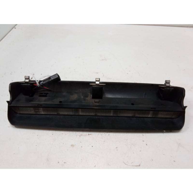 Recambio de luz central de freno para opel corsa c (x01) 1.3 cdti (f08, f68) referencia OEM IAM 09114502  