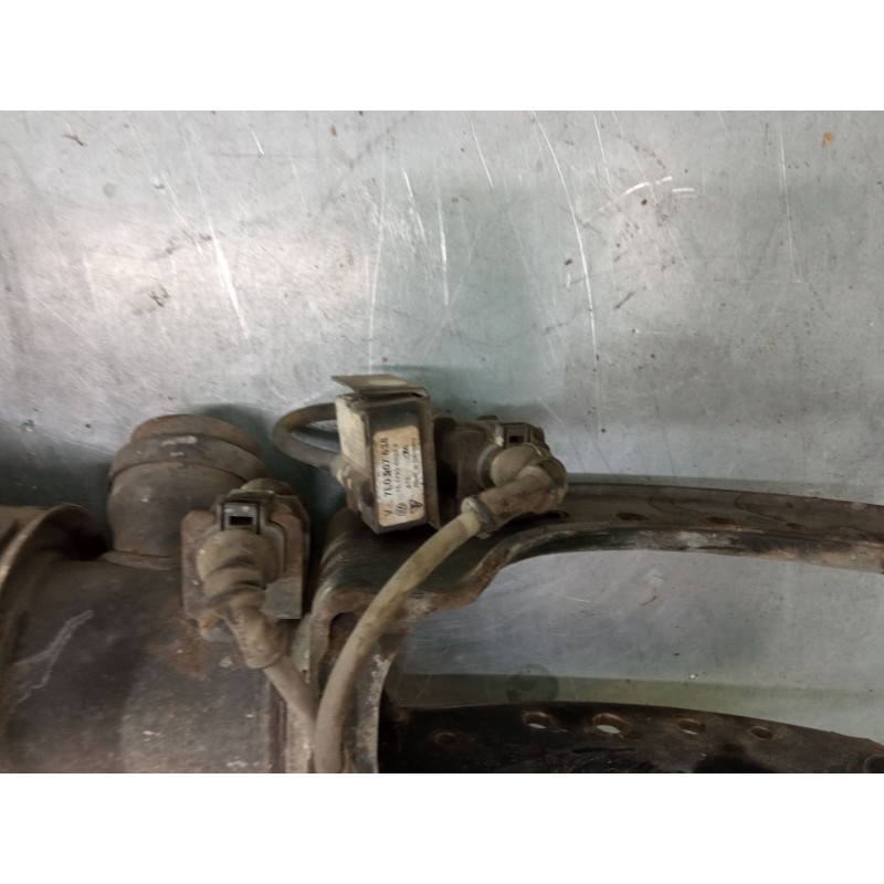 Recambio de amortiguador neumatico delantero izquierdo para volkswagen touareg (7la, 7l6, 7l7) 2.5 r5 tdi referencia OEM IAM 7L6