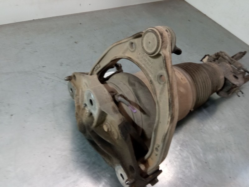 Recambio de amortiguador neumatico delantero izquierdo para volkswagen touareg (7la, 7l6, 7l7) 2.5 r5 tdi referencia OEM IAM 7L6