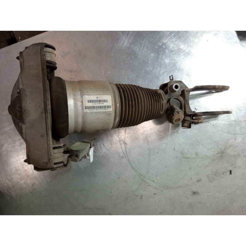 Recambio de amortiguador neumatico delantero izquierdo para volkswagen touareg (7la, 7l6, 7l7) 2.5 r5 tdi referencia OEM IAM 7L6