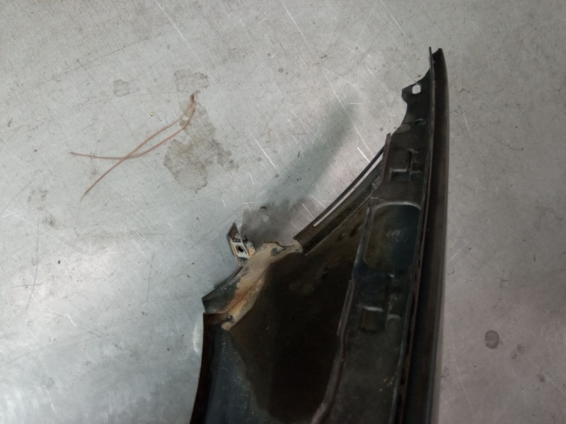 Recambio de aleta delantera derecha para renault megane ii coupé-cabriolet (em0/1_) 2.0 16v turbo referencia OEM IAM   
