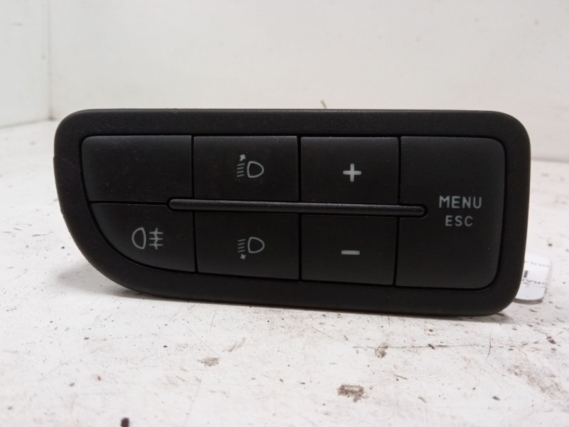 Recambio de regulador altura luces para fiat grande punto (199_) 1.4 (199axb11, 199axb1a, 199bxb1a, 199axl1a) referencia OEM IAM