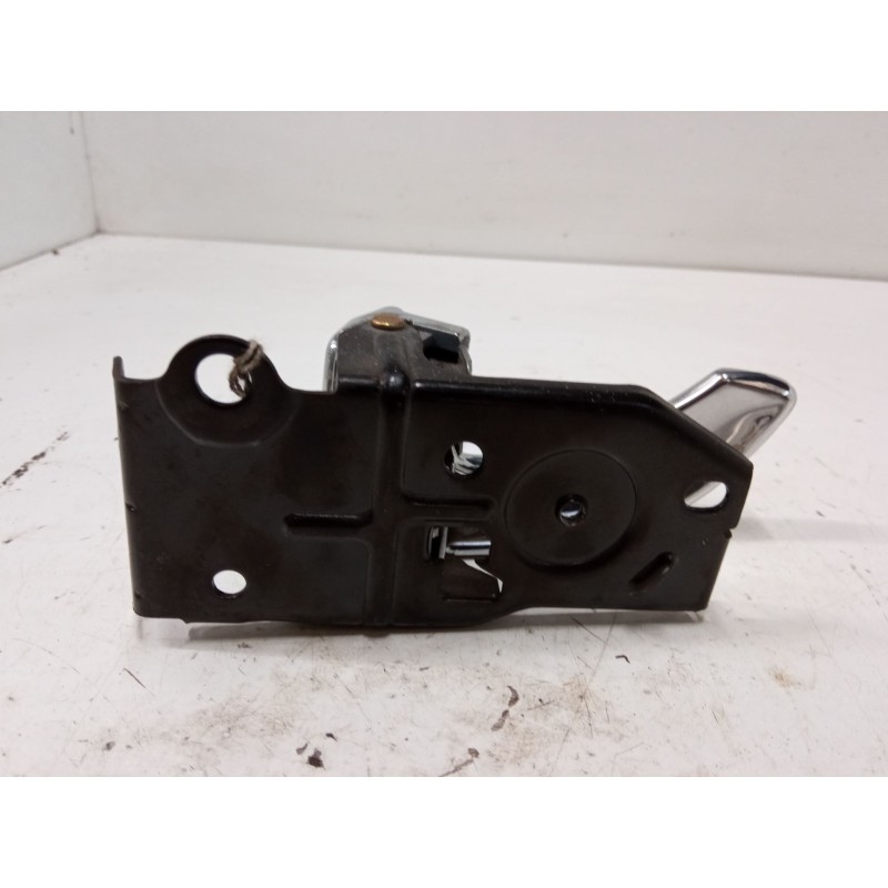 Recambio de maneta interior puerta delantera derecha para hyundai santa fé i furgoneta/suv (sm) 2.4 4x4 referencia OEM IAM   