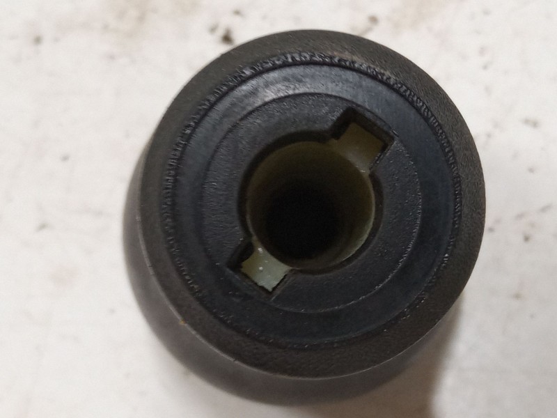 Recambio de pomo palanca cambio para hyundai santa fé i furgoneta/suv (sm) 2.4 4x4 referencia OEM IAM   
