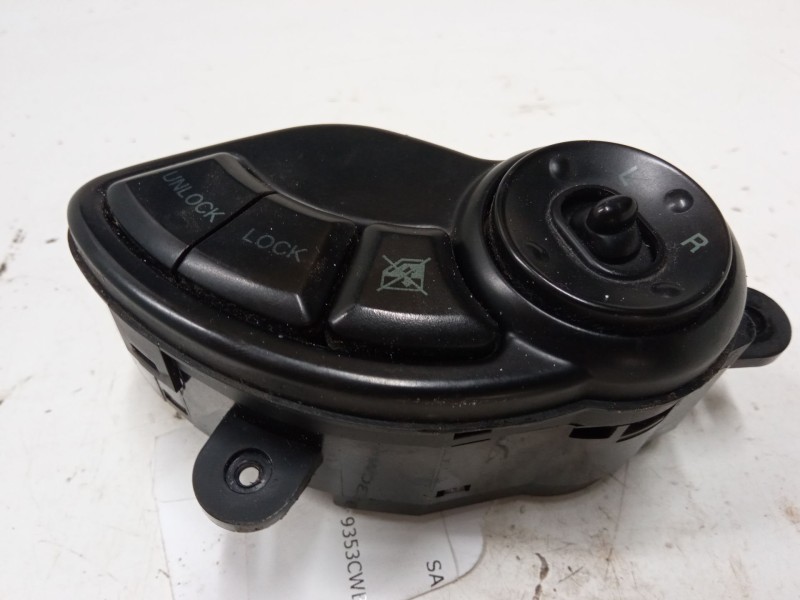 Recambio de mando retrovisor para hyundai santa fé i furgoneta/suv (sm) 2.4 4x4 referencia OEM IAM 9353026000  