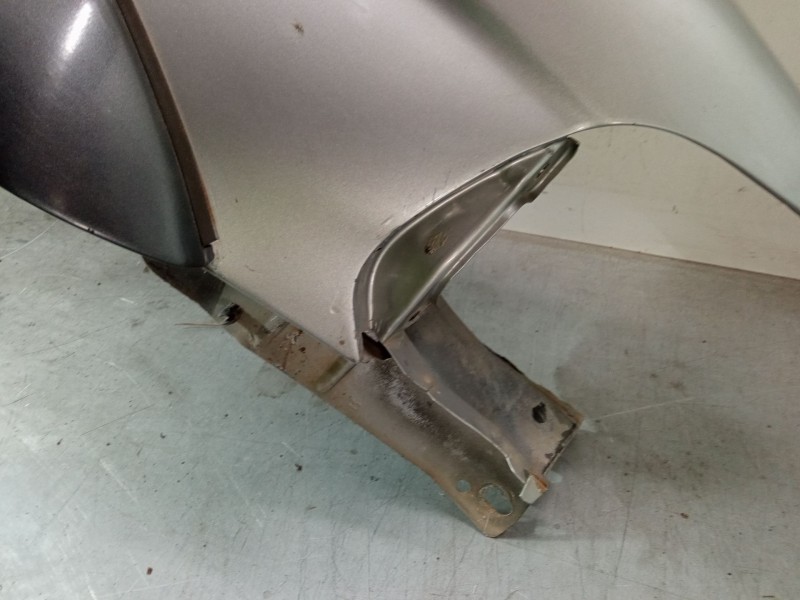 Recambio de aleta delantera derecha para mitsubishi montero sport i (k7_, k9_) 2.5 td (k94w, k74t) referencia OEM IAM   