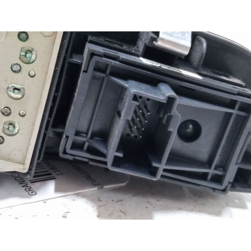 Recambio de mando elevalunas delantero izquierdo para fiat grande punto (199_) 1.4 (199axb11, 199axb1a, 199bxb1a, 199axl1a) refe