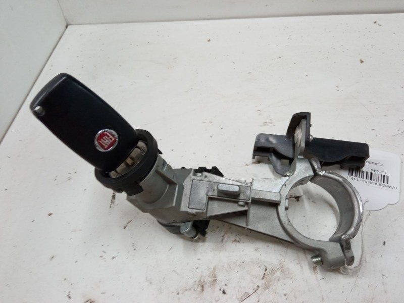 Recambio de clausor para fiat grande punto (199_) 1.4 (199axb11, 199axb1a, 199bxb1a, 199axl1a) referencia OEM IAM 51813197  