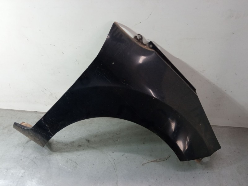 Recambio de aleta delantera derecha para ford fiesta vi (cb1, ccn) 1.4 tdci referencia OEM IAM   