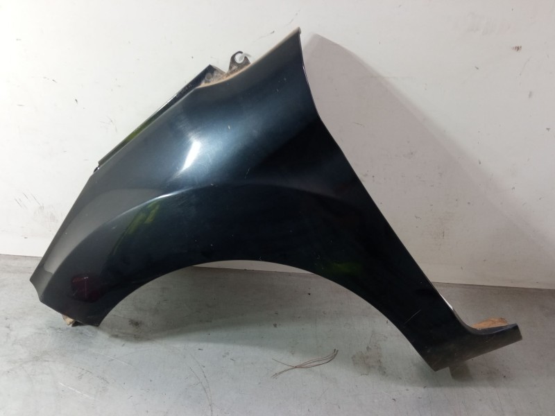 Recambio de aleta delantera izquierda para ford fiesta vi (cb1, ccn) 1.4 tdci referencia OEM IAM   