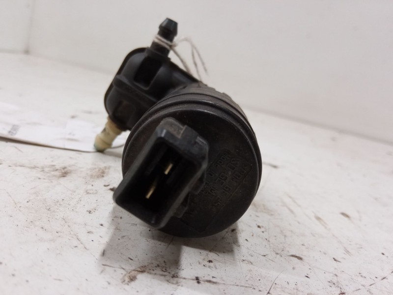 Recambio de bomba limpiaparabrisas para fiat grande punto (199_) 1.4 (199axb11, 199axb1a, 199bxb1a, 199axl1a) referencia OEM IAM