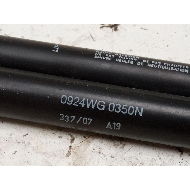 Recambio de amortiguadores malet/porton para fiat grande punto (199_) 1.4 (199axb11, 199axb1a, 199bxb1a, 199axl1a) referencia OE