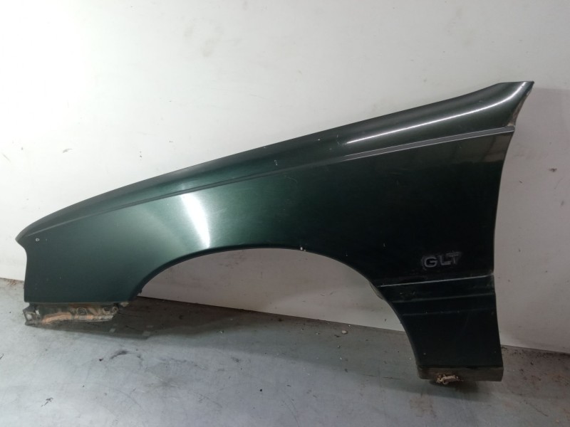 Recambio de aleta delantera izquierda para opel omega a station wagon (v87) 2.0 i (f35, m35) referencia OEM IAM   