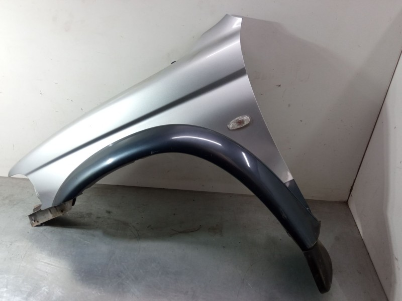 Recambio de aleta delantera izquierda para mitsubishi montero sport i (k7_, k9_) 2.5 td (k94w, k74t) referencia OEM IAM   