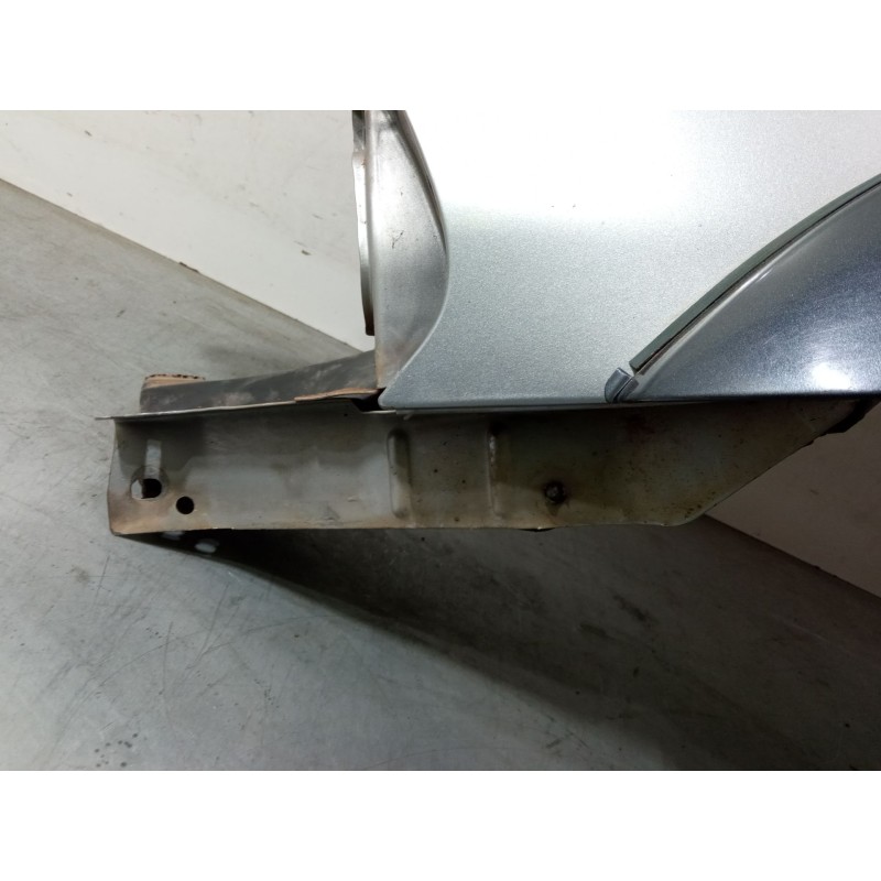 Recambio de aleta delantera izquierda para mitsubishi montero sport i (k7_, k9_) 2.5 td (k94w, k74t) referencia OEM IAM   