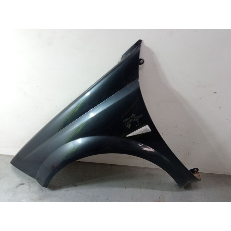 Recambio de aleta delantera izquierda para renault megane ii coupé-cabriolet (em0/1_) 2.0 16v turbo referencia OEM IAM   