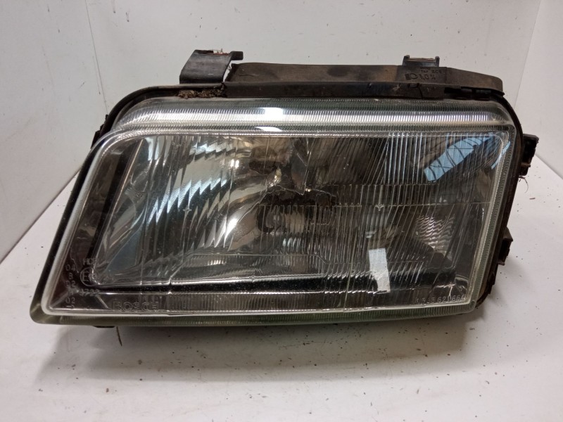 Recambio de faro izquierdo para audi a4 b5 avant (8d5) 1.8 referencia OEM IAM 8D0941003  