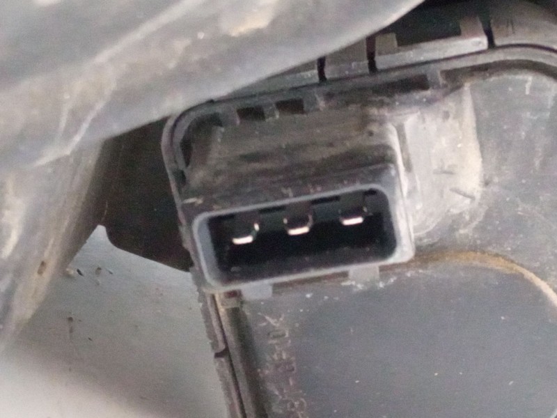 Recambio de faro izquierdo para audi a4 b5 avant (8d5) 1.8 referencia OEM IAM 8D0941003  
