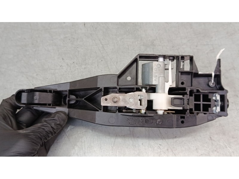 Recambio de maneta exterior puerta trasera derecha para peugeot 2008 i (cu_) 1.2 thp 110 / puretech 110 referencia OEM IAM 96729