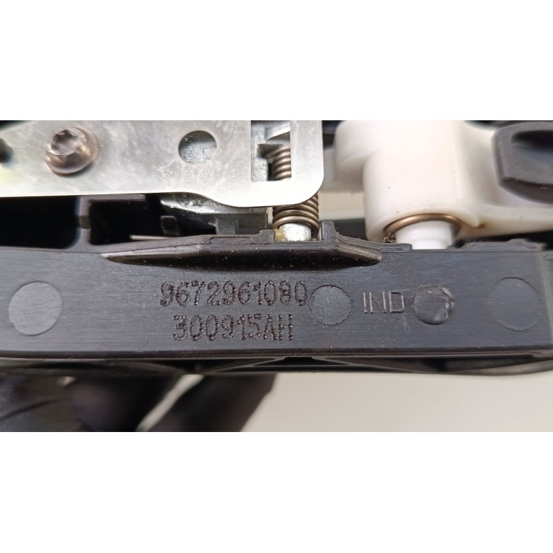 Recambio de maneta exterior puerta trasera derecha para peugeot 2008 i (cu_) 1.2 thp 110 / puretech 110 referencia OEM IAM 96729
