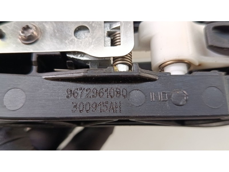Recambio de maneta exterior puerta trasera derecha para peugeot 2008 i (cu_) 1.2 thp 110 / puretech 110 referencia OEM IAM 96729