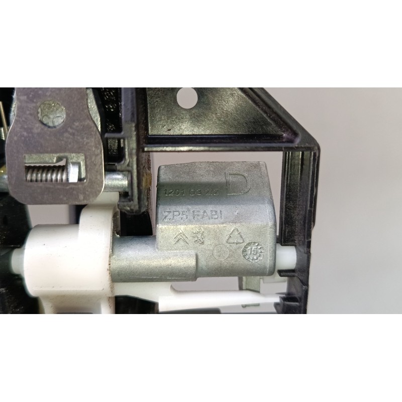 Recambio de maneta exterior puerta trasera derecha para peugeot 2008 i (cu_) 1.2 thp 110 / puretech 110 referencia OEM IAM 96729