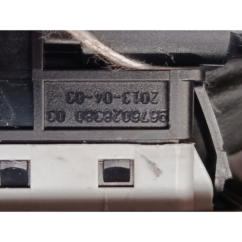 Recambio de maneta exterior electrica porton para peugeot 208 i (ca_, cc_) 1.2 vti 82 referencia OEM IAM   