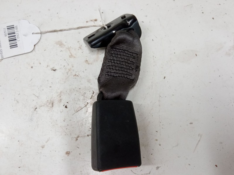 Recambio de anclaje cinturon trasero izquierdo para fiat 500 c (312_) 1.2 (312cxa1a, 312axa1a) referencia OEM IAM   