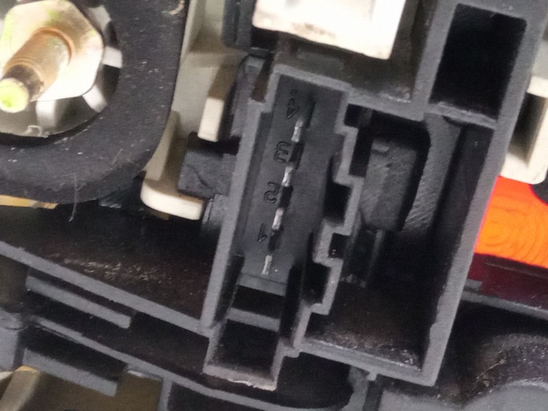 Recambio de piloto trasero porton derecho para volkswagen touareg (7la, 7l6, 7l7) 2.5 r5 tdi referencia OEM IAM 7L6945094H  