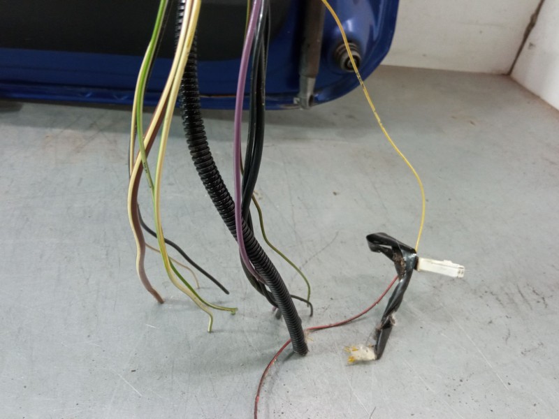 Recambio de porton trasero completo para fiat punto referencia OEM IAM   