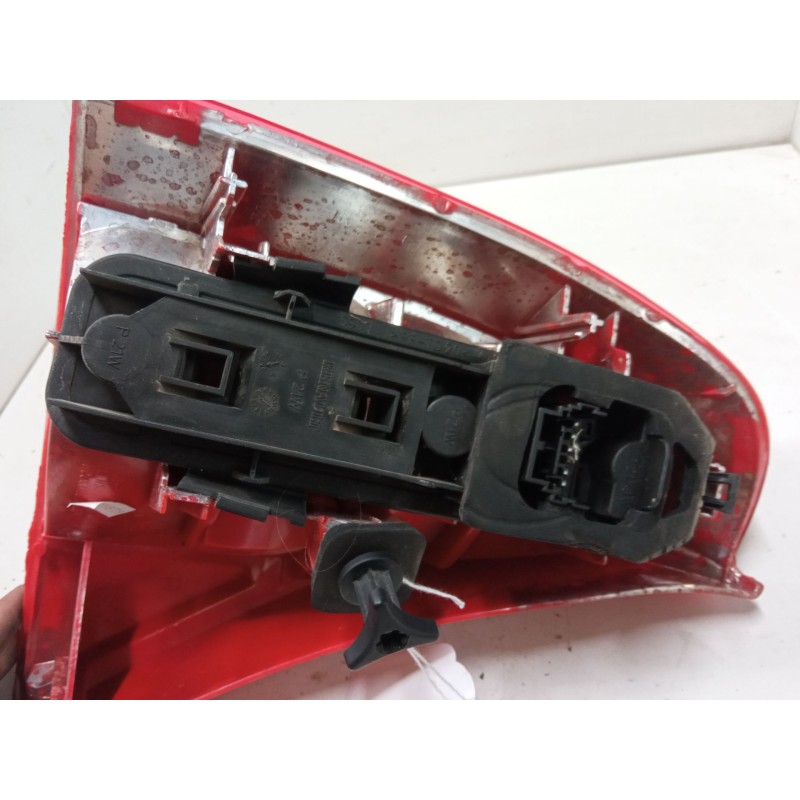 Recambio de piloto trasero derecho para renault clio ii (bb_, cb_) 1.9 dti (b/cb0u) referencia OEM IAM   