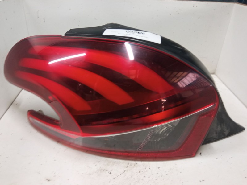Recambio de piloto trasero izquierdo para peugeot 208 i (ca_, cc_) 1.6 hdi / bluehdi 75 referencia OEM IAM   