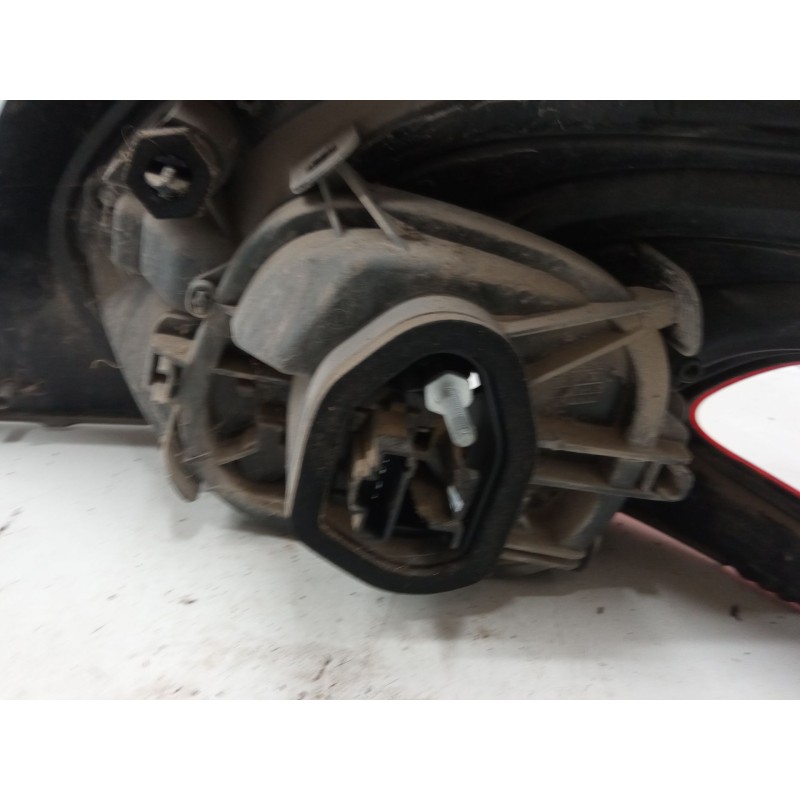Recambio de piloto trasero izquierdo para peugeot 208 i (ca_, cc_) 1.6 hdi / bluehdi 75 referencia OEM IAM   