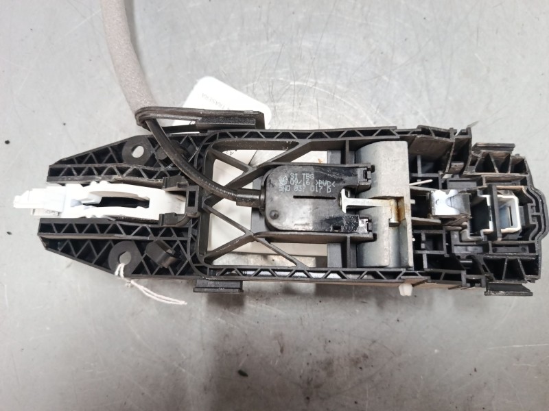 Recambio de maneta exterior puerta trasera izquierda para audi a3 (8v1, 8vk) 1.6 tdi referencia OEM IAM 8V0839885  