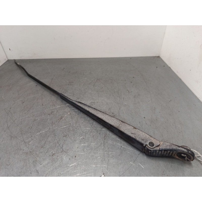 Recambio de brazo limpia delantero derecho para renault kangoo / grand kangoo ii (kw0/1_) 1.5 dci 85 (kw0k, kw0l, kw0b) referenc