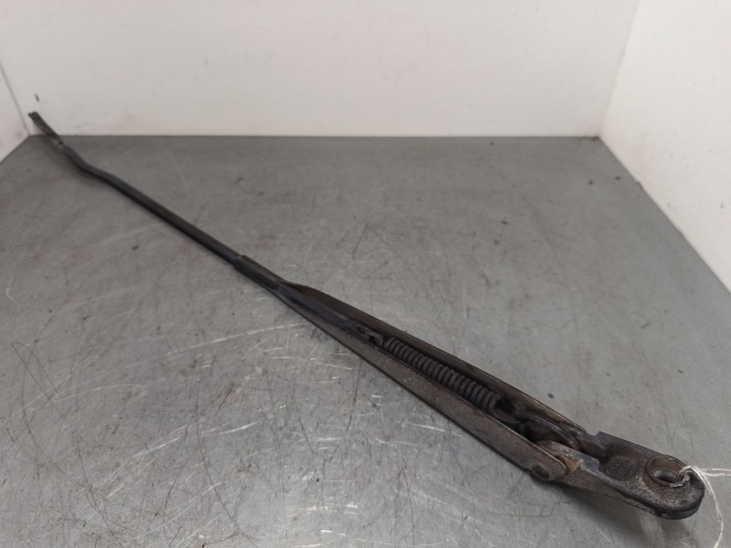 Recambio de brazo limpia delantero derecho para renault kangoo / grand kangoo ii (kw0/1_) 1.5 dci 85 (kw0k, kw0l, kw0b) referenc