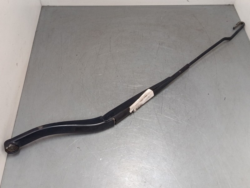 Recambio de brazo limpia delantero derecho para opel vectra c (z02) 1.9 cdti (f69) referencia OEM IAM   